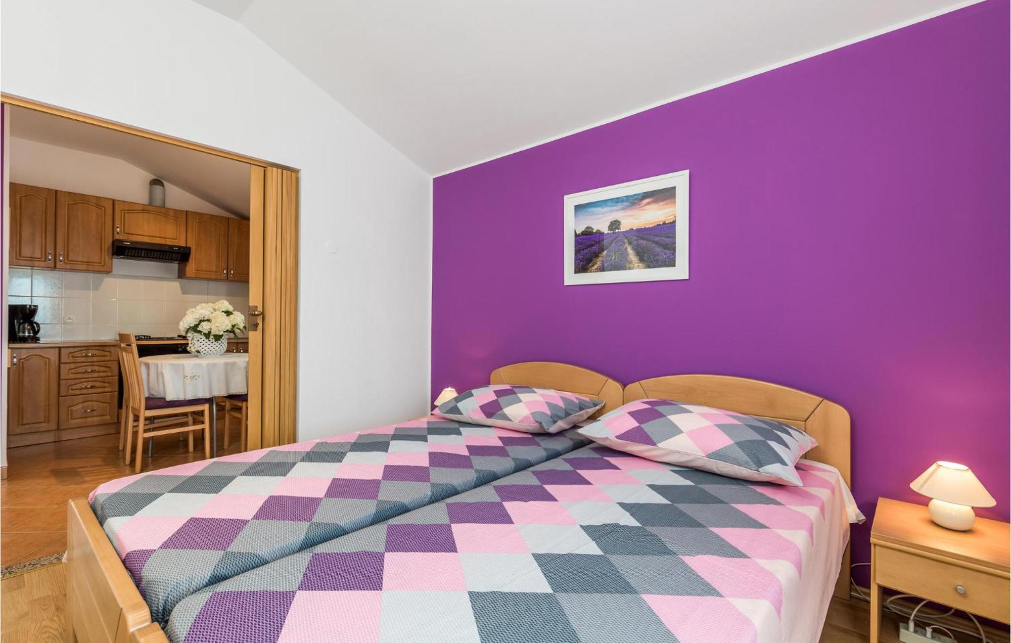 2 Bedroom Beautiful Apartment In Rukavac Экстерьер фото